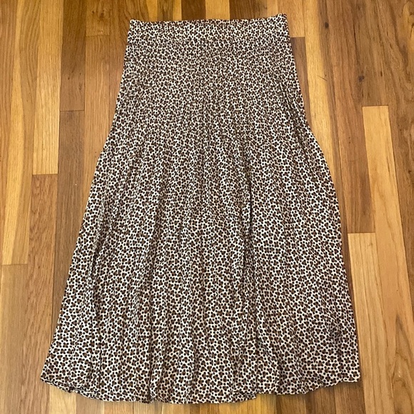 NWT Max Studio Women’s Black and Brown Polka Dot Skirt Size M - Picture 1 of 8